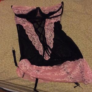 Bedtime Nighty. Pink & Black Lace. Size Medium.